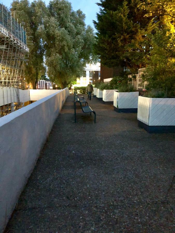 Bray Guest Rooms Londres Exterior foto